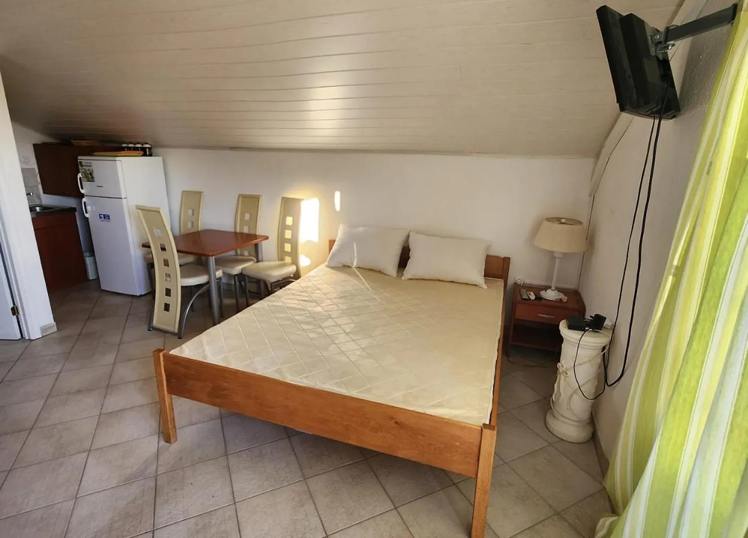 شقة Studio Apartmani Grom Sukošan