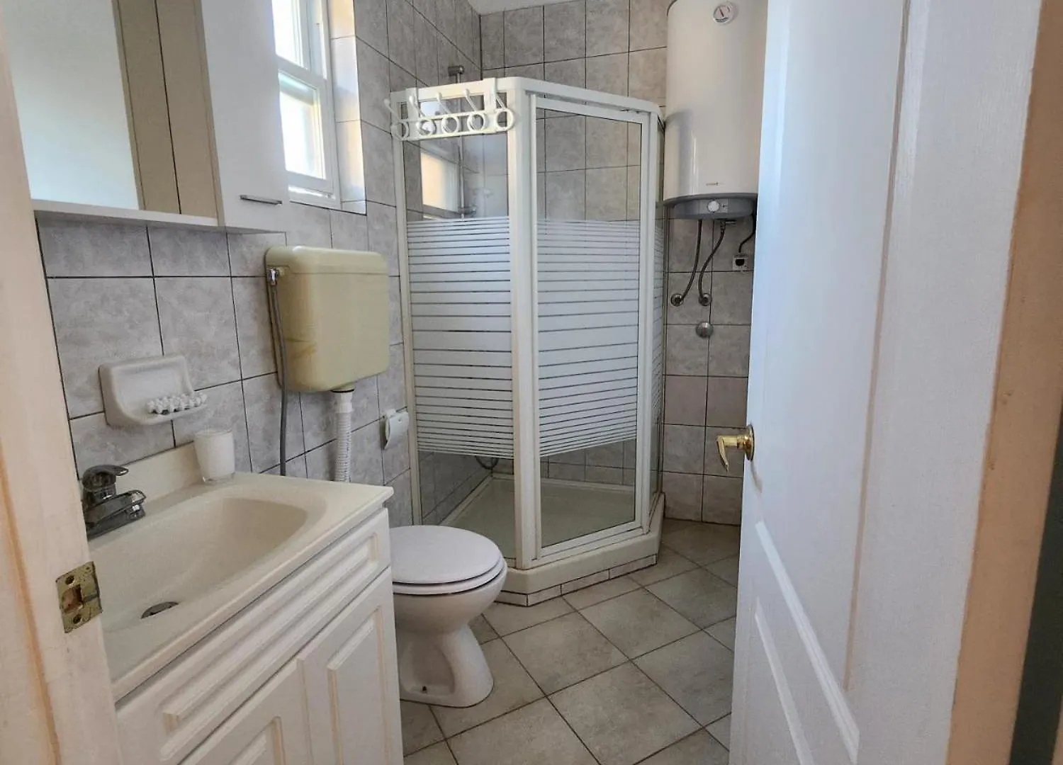 Studio Apartmani Grom Sukošan
